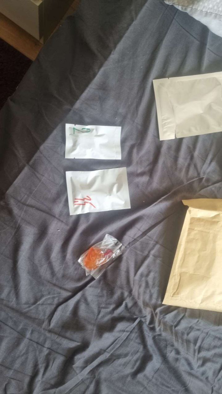 Customer review - GB as always amazing gave me an extra gram of cheese and som